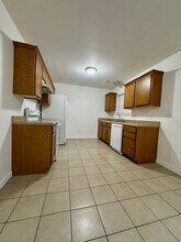 884 S Green Point Trce in Fayetteville, AR - Foto de edificio - Building Photo