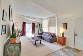 610 SE Oak St in White Salmon, WA - Building Photo - Building Photo