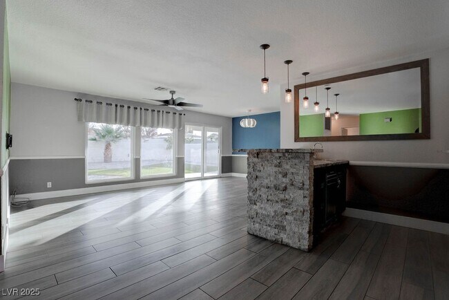 908 Bonita Ave in Las Vegas, NV - Building Photo - Building Photo