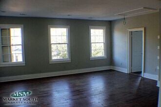 1206 Barnard St in Savannah, GA - Building Photo - Building Photo