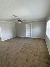 3708 Lake Underhill Rd in Orlando, FL - Building Photo - Building Photo