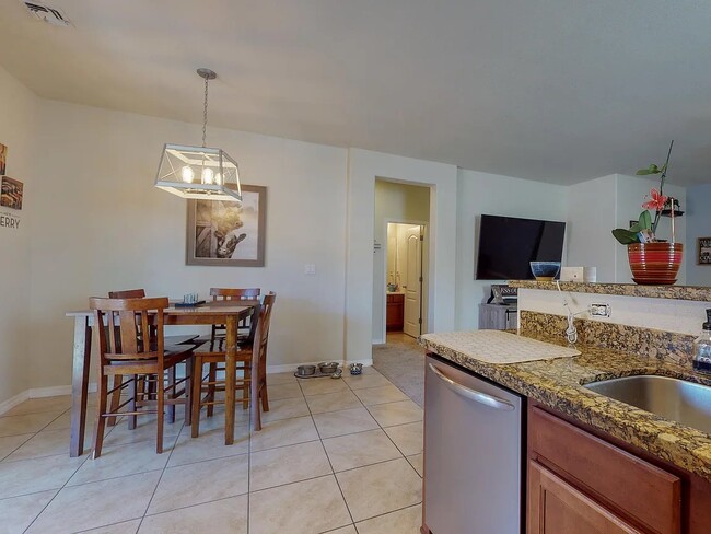 property at 212 El Camino Loop NW