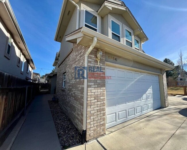 5304 Stuart St in Denver, CO - Foto de edificio - Building Photo