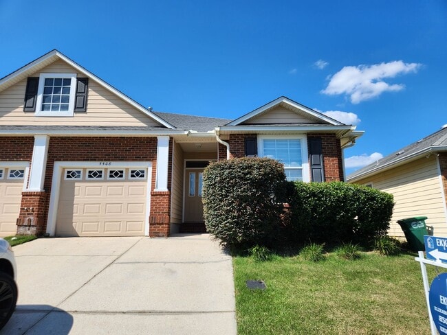 property at 5508 Hampton Woods Way