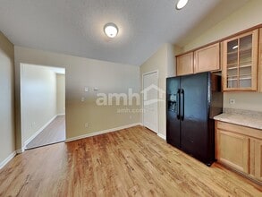 6685 Southern Oaks Dr in Jacksonville, FL - Foto de edificio - Building Photo