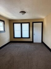 1231 W College Ave in Appleton, WI - Building Photo - Building Photo