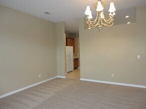 36708 Alaqua Ct in Eustis, FL - Building Photo - Building Photo