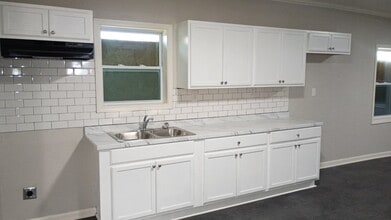 3134 Pacific Ave in Memphis, TN - Building Photo - Building Photo
