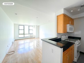 1405 5th Ave in New York, NY - Building Photo - Building Photo