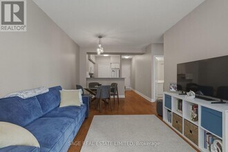 2119 Lake Shore Blvd W in Toronto, ON - Building Photo - Building Photo