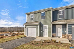 59 Grayson Village Dr in Barboursville, VA - Building Photo