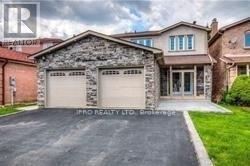 429 Silverthorne Crescent in Mississauga, ON - Building Photo