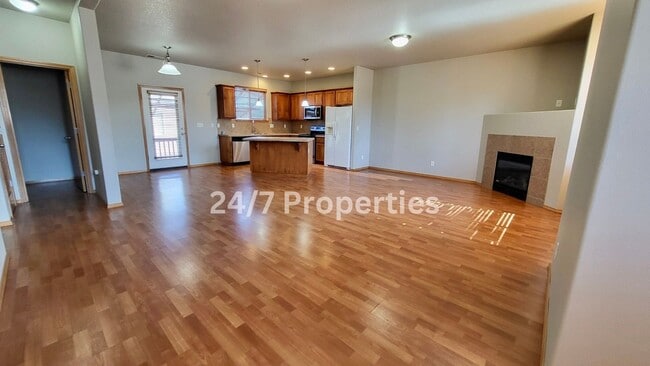 1238 NE 186th Way in Portland, OR - Building Photo - Building Photo