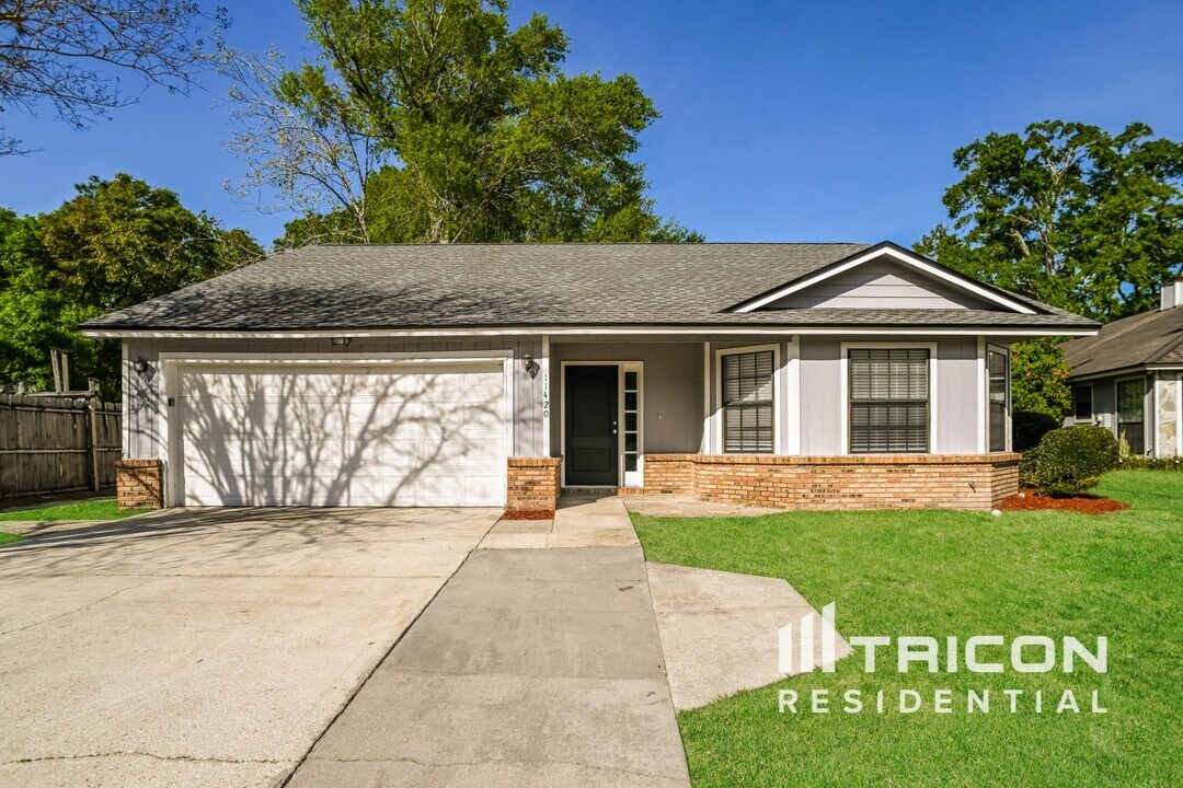 11420 Blossom Ridge Dr in Jacksonville, FL - Building Photo