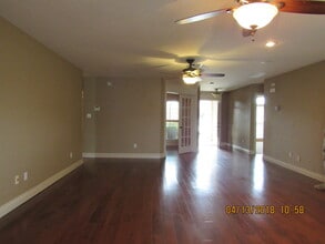 3708 NE Willow Way in Lawton, OK - Foto de edificio - Building Photo