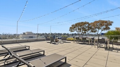 Eleanor in Seattle, WA - Building Photo - Building Photo