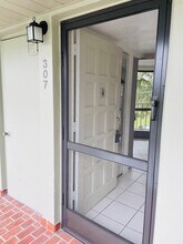 4080 Tivoli Ct in Greenacres, FL - Building Photo - Building Photo