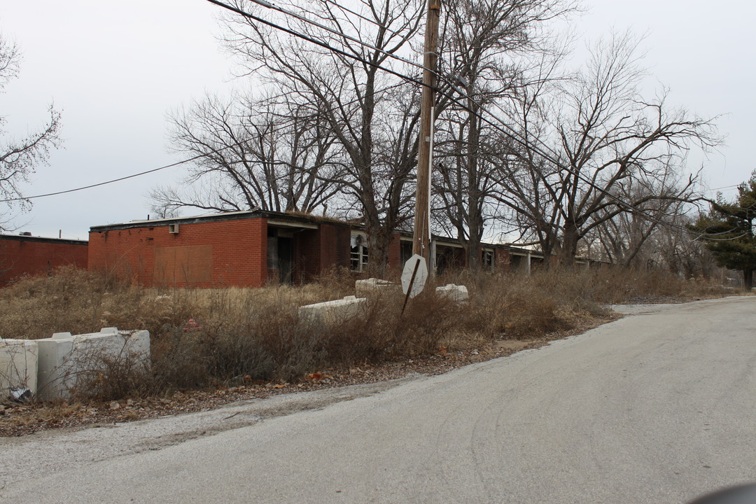 8119 Brennen St in St. Louis, MO - Building Photo