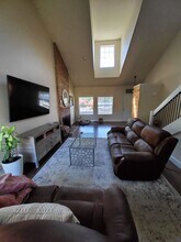16003 SW Rockrose Ln in Portland, OR - Building Photo - Building Photo