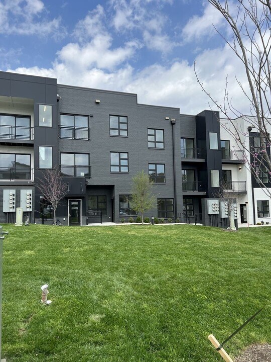 542 Southgate Ave in Nashville, TN - Building Photo
