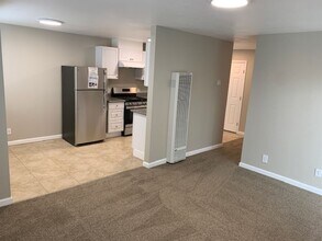 10801 Foothill Blvd in Oakland, CA - Building Photo - Building Photo