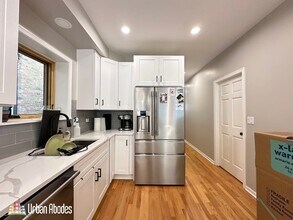 1424 N Bosworth Ave, Unit J05W in Chicago, IL - Building Photo - Building Photo