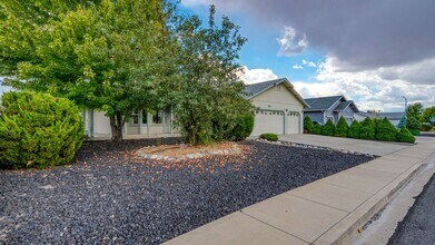 2312 Rockin Robin Dr in Spanish Springs, NV - Building Photo - Building Photo