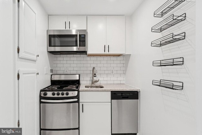 property at 1718 Corcoran St NW