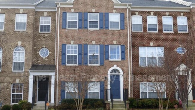 1308 Saunders Dr in Fredericksburg, VA - Building Photo - Building Photo