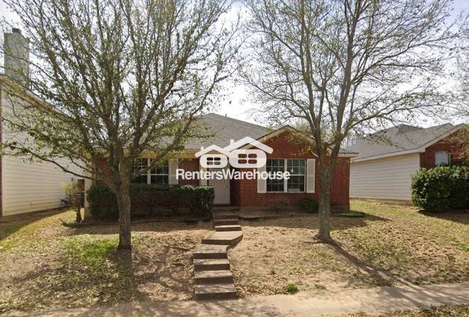 148 Spelt Ln in Dallas, TX - Building Photo