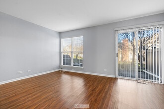 1125 Talbots Ln in Elk Grove Village, IL - Building Photo - Building Photo