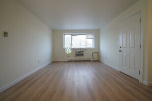 11 Embassy Rd in Boston, MA - Building Photo