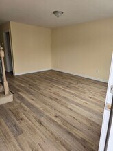 2 Megway Ct in Hooksett, NH - Building Photo - Building Photo