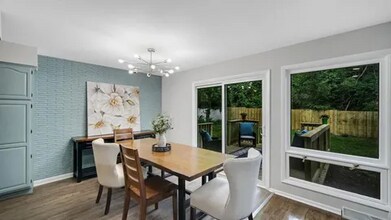 8726 Lakewood Ave in Gary, IN - Building Photo - Building Photo