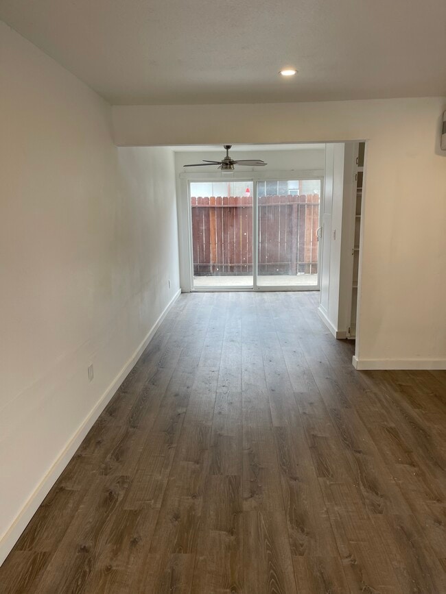 1331 N San Gabriel Ave