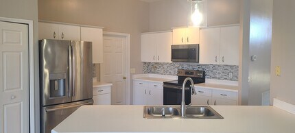 6750 Ferri Cir in Port Orange, FL - Building Photo - Building Photo