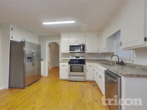 27 Bramblewood Point SW in Cartersville, GA - Building Photo - Building Photo