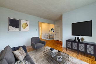 422 W Saginaw St, Unit Lower in Lansing, MI - Building Photo - Building Photo