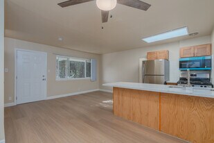 The Montecito in West Sacramento, CA - Building Photo