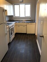 10500 Montrose Ave in Bethesda, MD - Building Photo - Building Photo