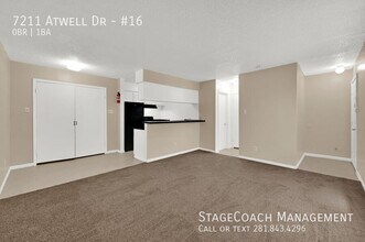 7211 Atwell Dr in Houston, TX - Building Photo - Building Photo