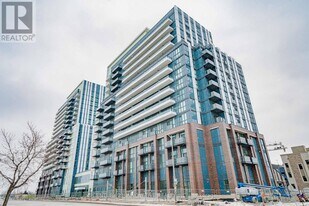 10 Honeycrisp Cres in Vaughan, ON - Building Photo