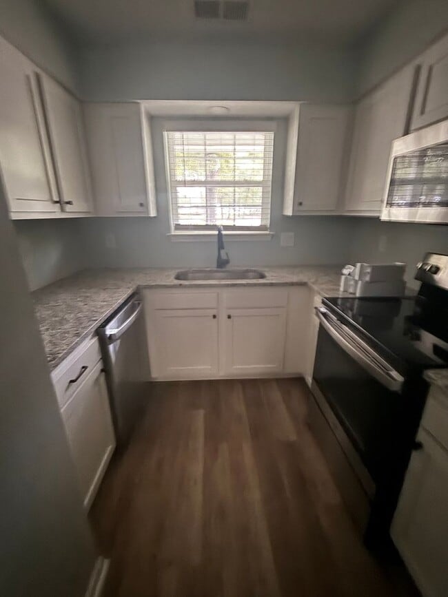 1033 Ash St Ext in Springfield, GA - Building Photo - Building Photo
