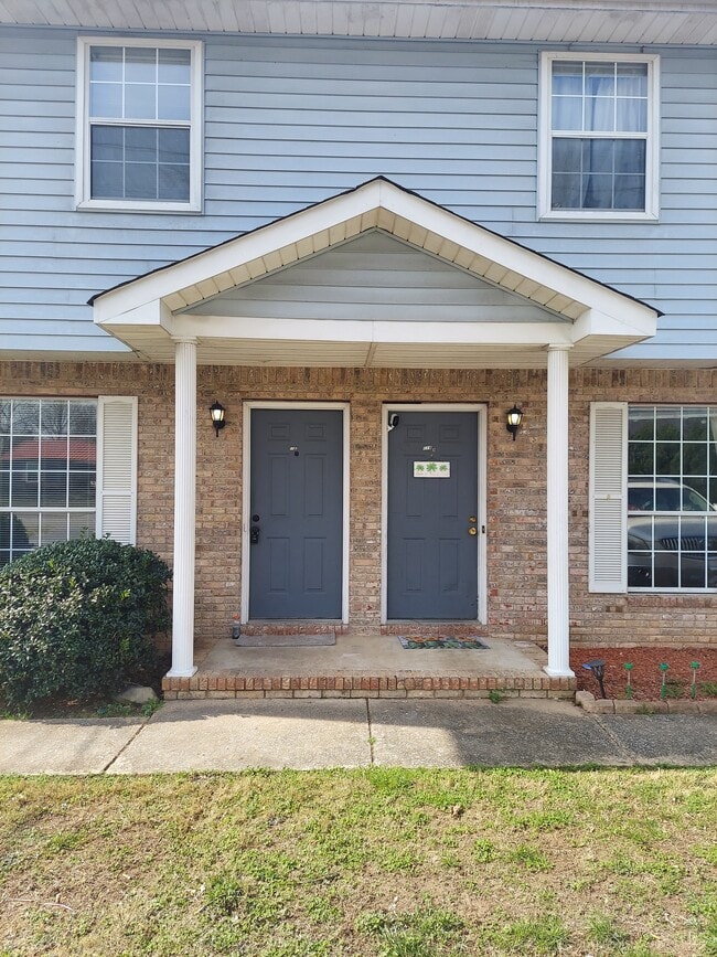 118 Eveningside Dr, Unit A