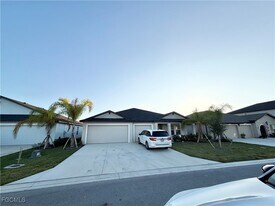 4226 San Felice Ln in North Fort Myers, FL - Building Photo
