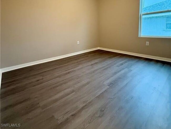 property at 17541 Lee Rd