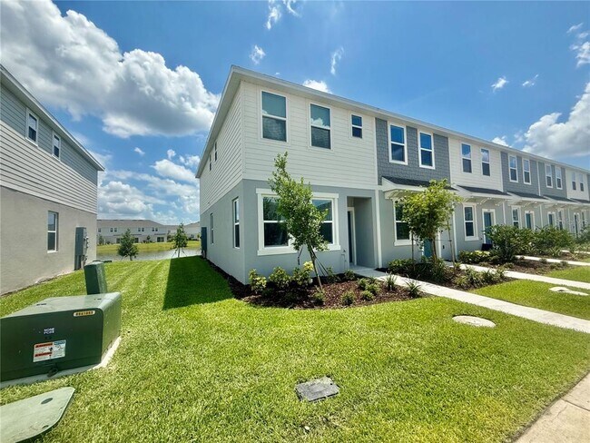 3161 Skyline Lp in Kissimmee, FL - Building Photo - Building Photo
