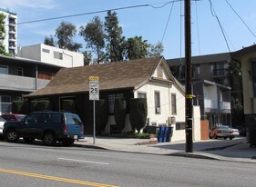 948 San Vicente Blvd in West Hollywood, CA - Building Photo