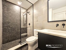 954 W Grace St in Chicago, IL - Building Photo