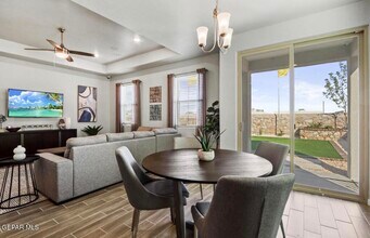 253 Adamtowne Dr in El Paso, TX - Building Photo - Building Photo